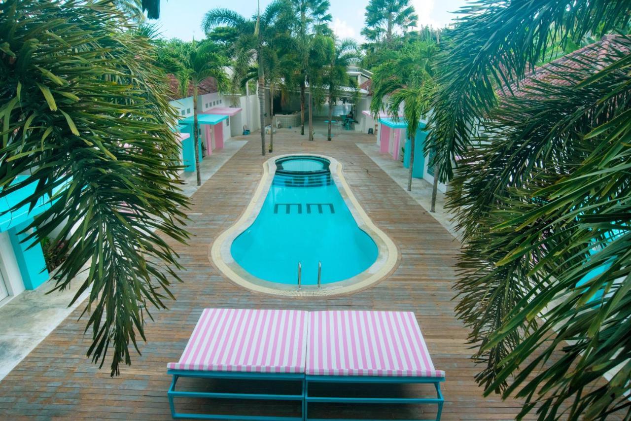 Mad Monkey Kuta Lombok Hostel Εξωτερικό φωτογραφία