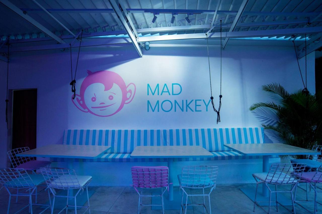 Mad Monkey Kuta Lombok Hostel Εξωτερικό φωτογραφία