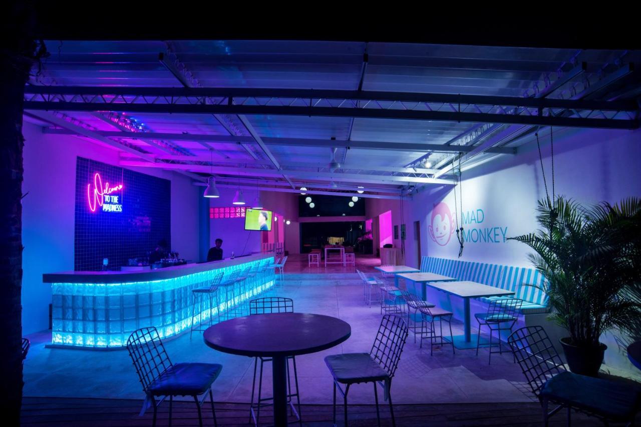 Mad Monkey Kuta Lombok Hostel Εξωτερικό φωτογραφία