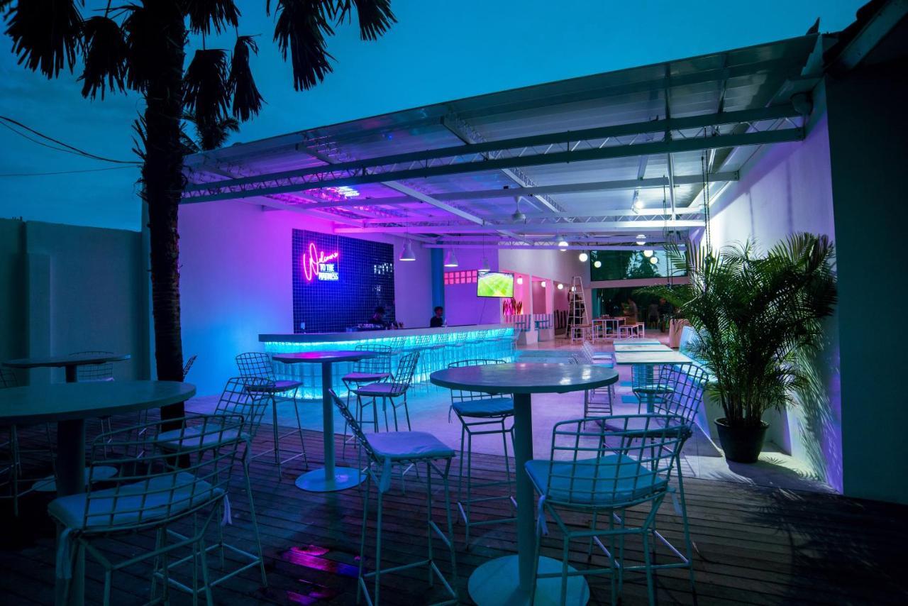 Mad Monkey Kuta Lombok Hostel Εξωτερικό φωτογραφία