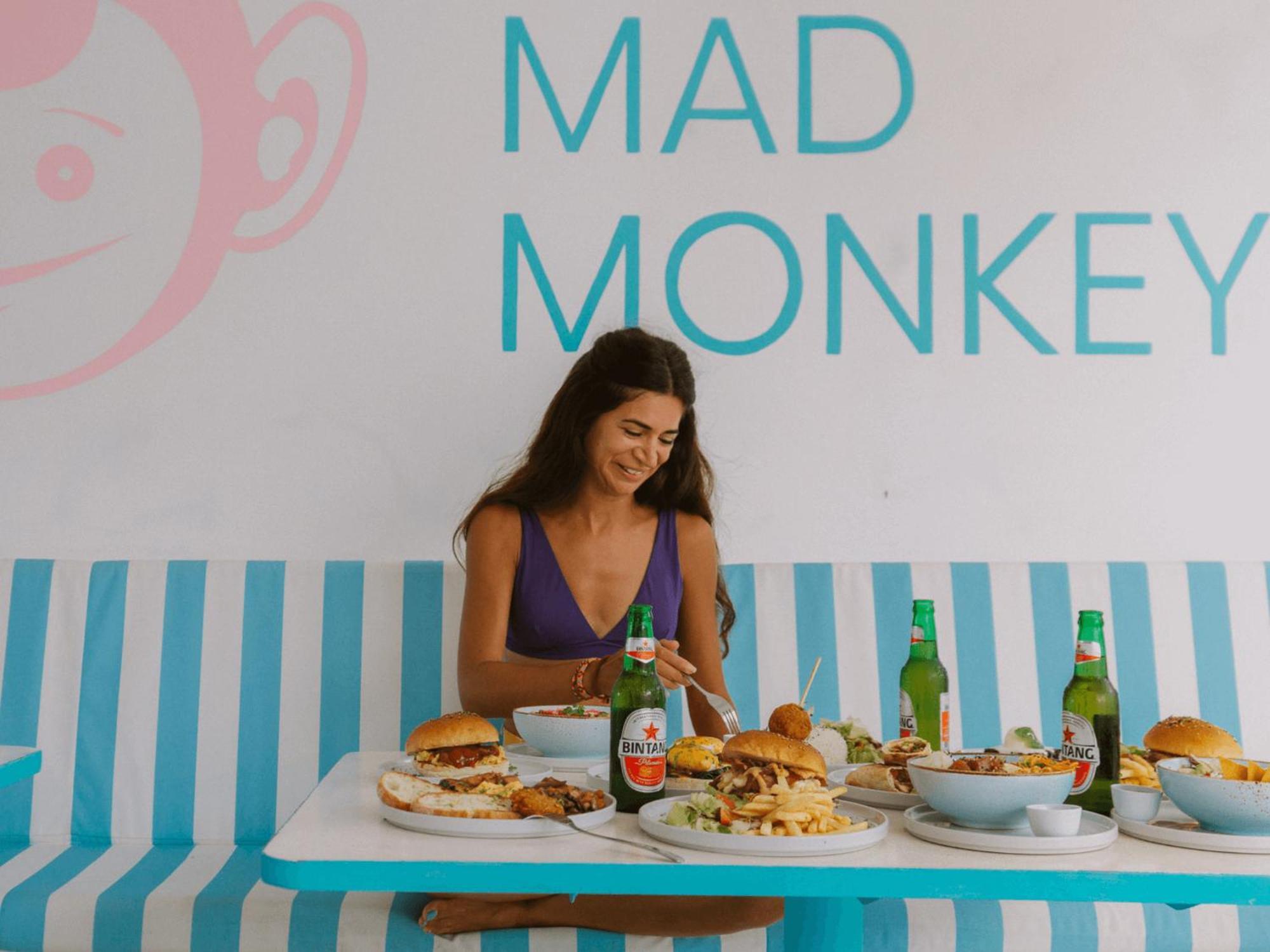 Mad Monkey Kuta Lombok Hostel Εξωτερικό φωτογραφία