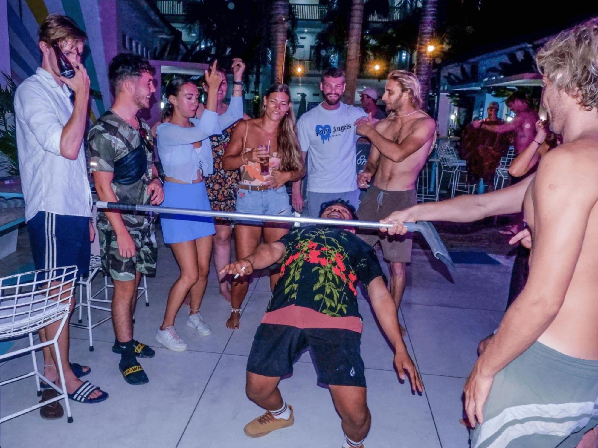 Mad Monkey Kuta Lombok Hostel Εξωτερικό φωτογραφία